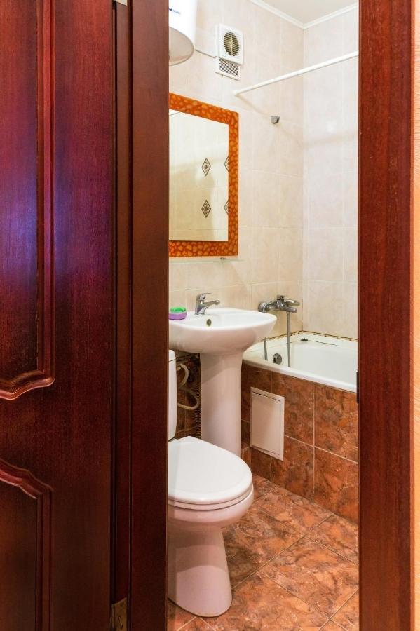 Apartment Triokhsviatytelskaya Street 3 Kiev Dış mekan fotoğraf