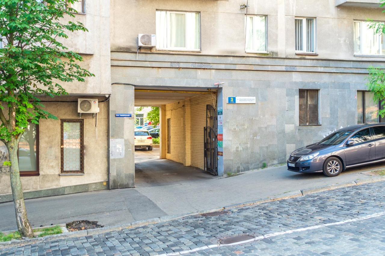 Apartment Triokhsviatytelskaya Street 3 Kiev Dış mekan fotoğraf